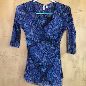 2 for $30 Sweet Pea 3/4 sleeve wrap top size L like new